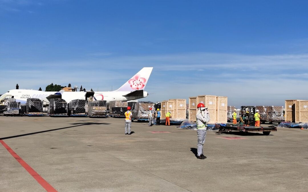 Dimerco expedites oversized cargo shipment with on flight transit and airside examination/release