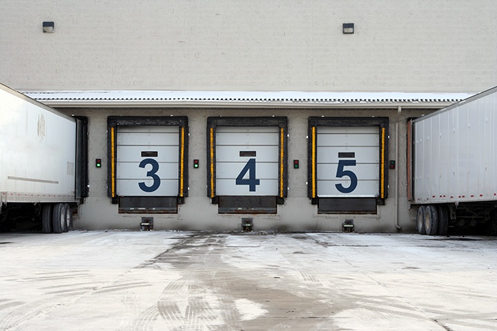 Loading dock - warehousing and distribution services Loading dock - warehousing and distribution services