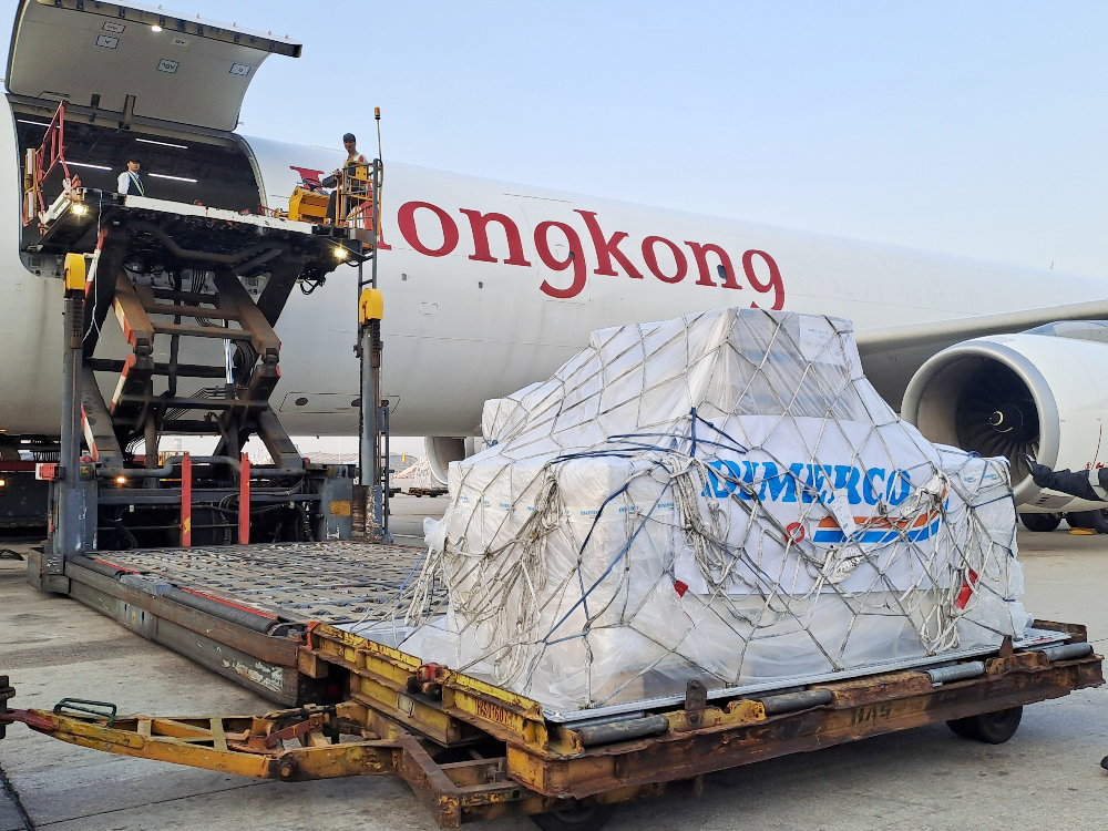 charter service from Hong Kong to Taipei